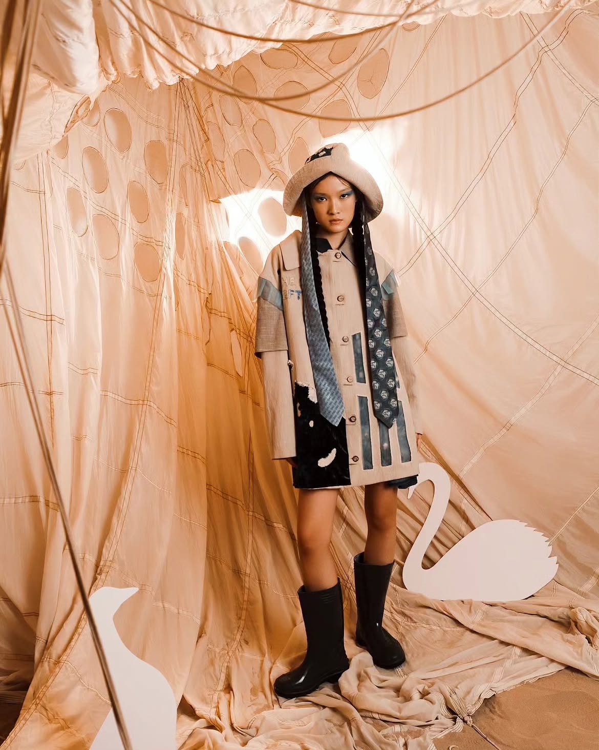 Look 15 — "SOS: water" Collection