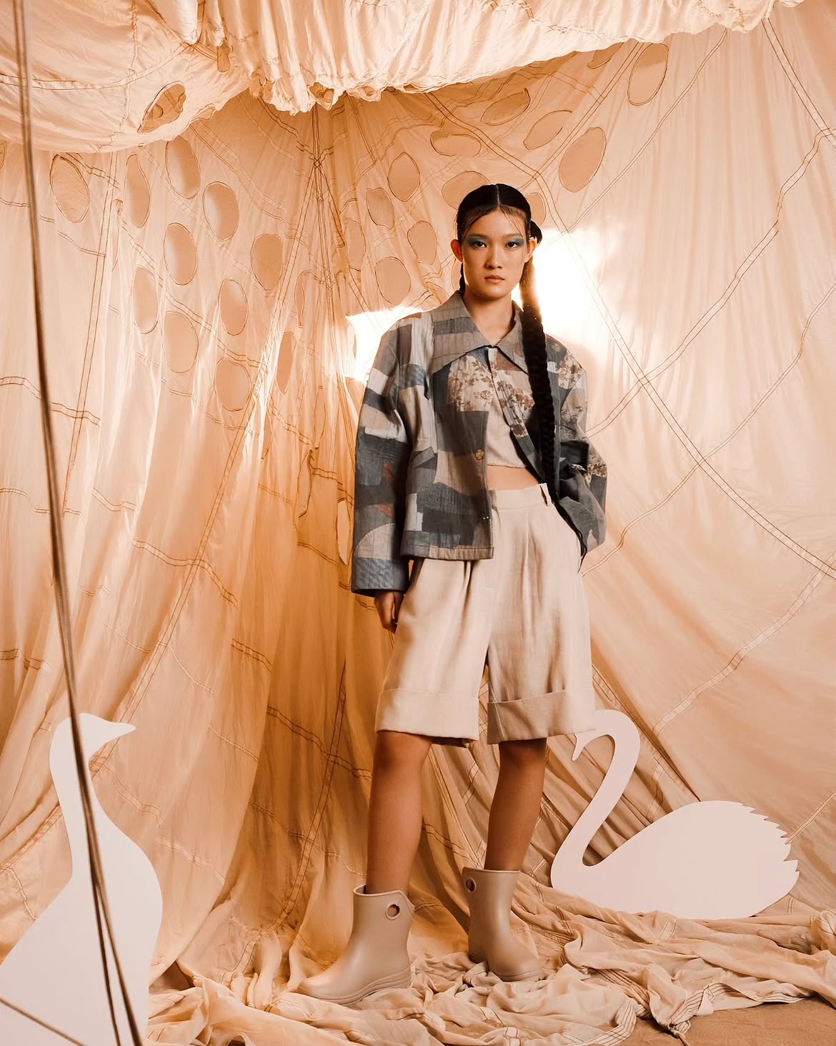 Look 13 — "SOS: water"