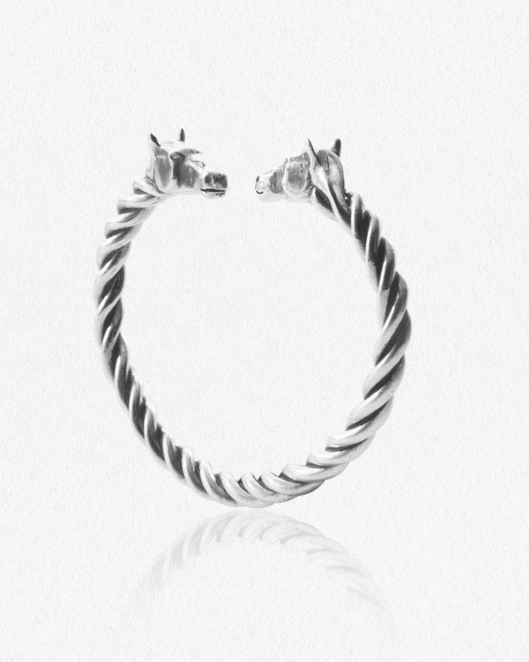 MŪRAA Nomadic Horse Twisted Cuff (Blezik)