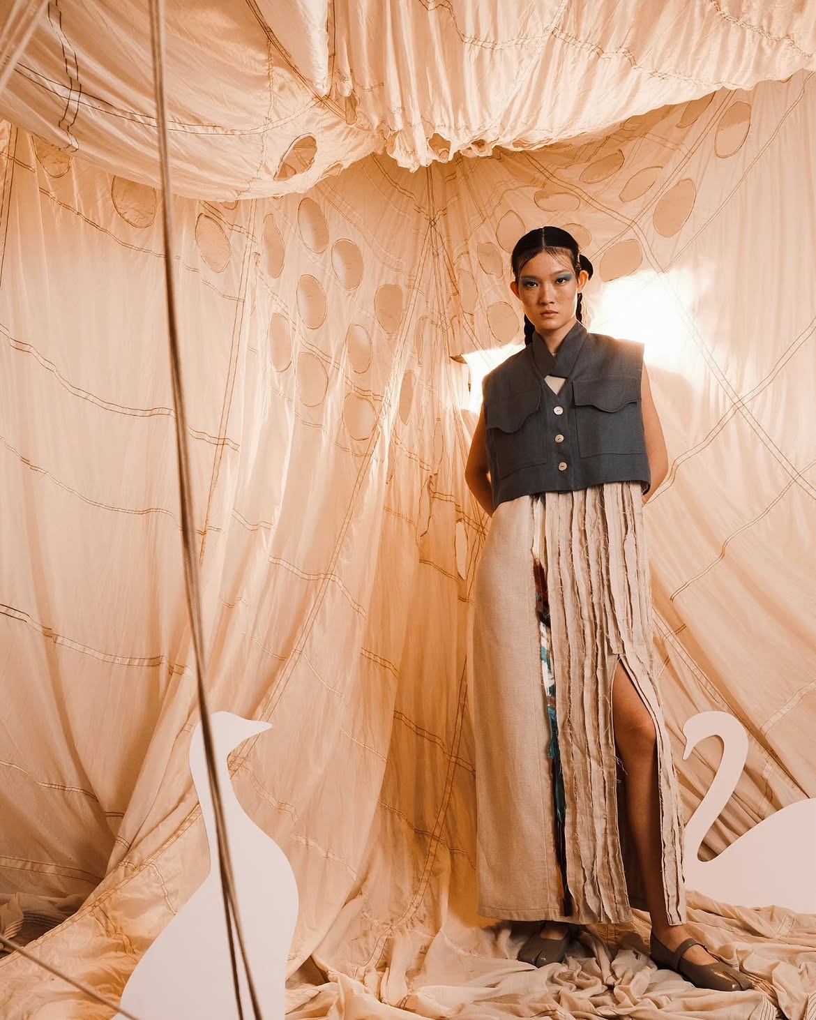 Look 14 — "SOS: water"