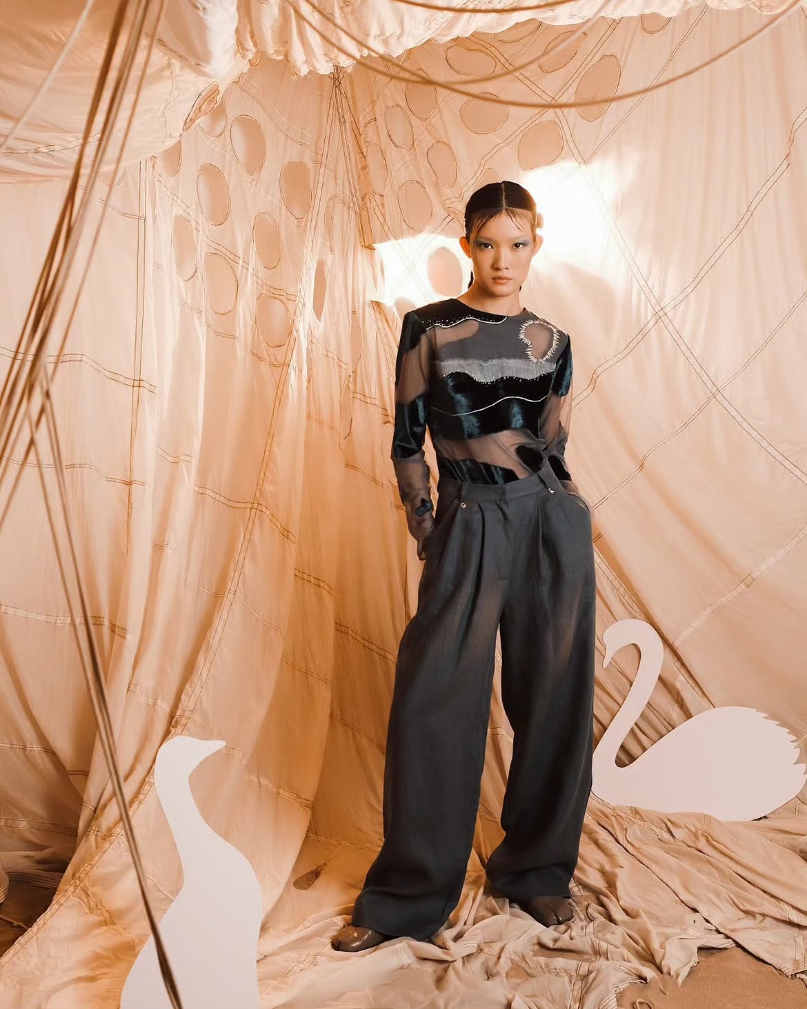 Look 12 — "SOS: water"