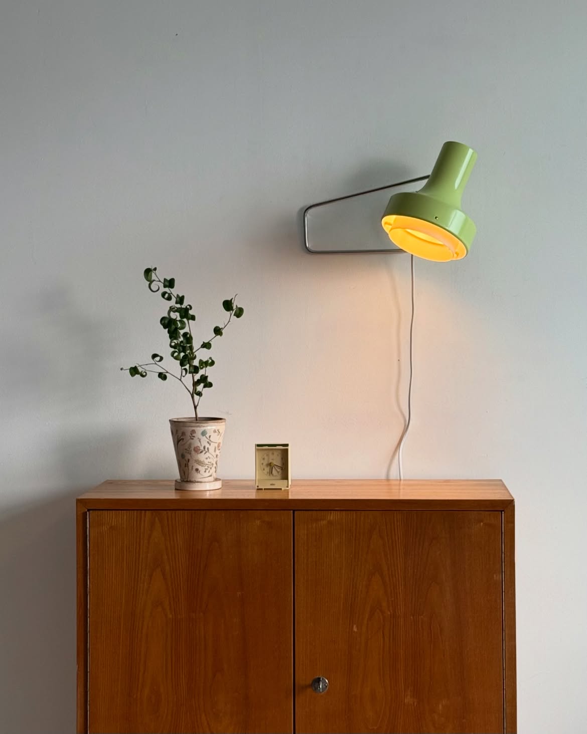 70s NAPAKO Lime Wall Lamp